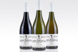 tripe iscariot wine label design